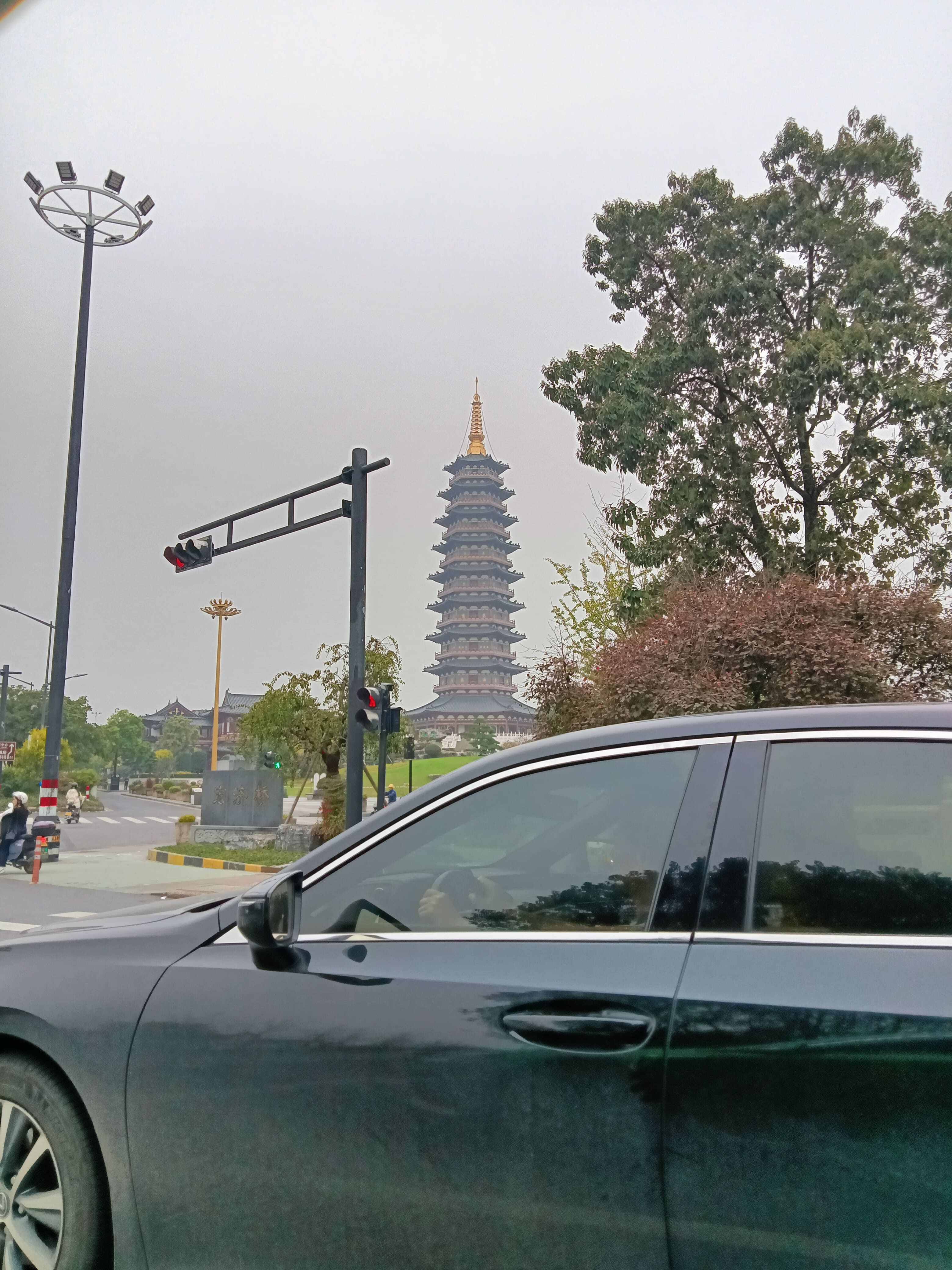 某塔(旅游景点)